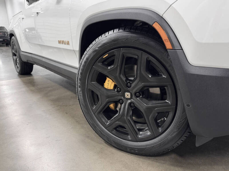 2022 Rivian R1T Adventure