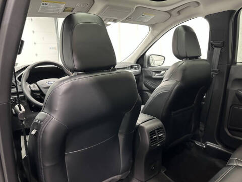 2025 Ford Escape Platinum