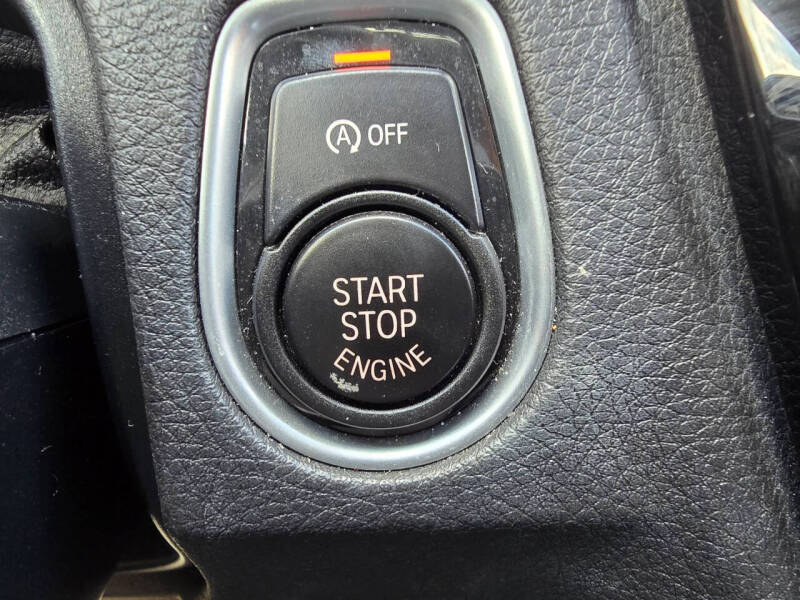 2018 BMW 3 Series 320i