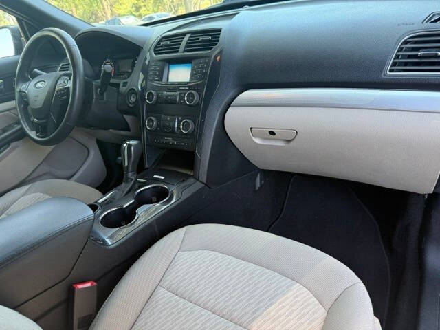 2018 Ford Explorer