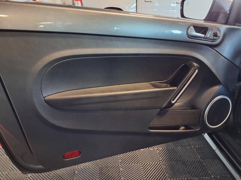 2018 Volkswagen Beetle 2.0T SE