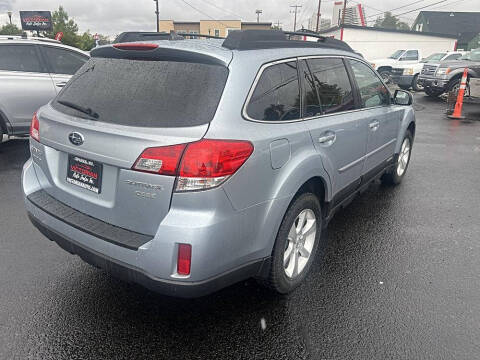 2013 Subaru Outback 2.5i Limited