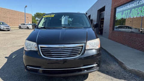 2014 Chrysler Town and Country Touring