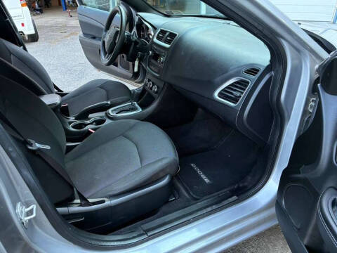 2013 Dodge Avenger SE