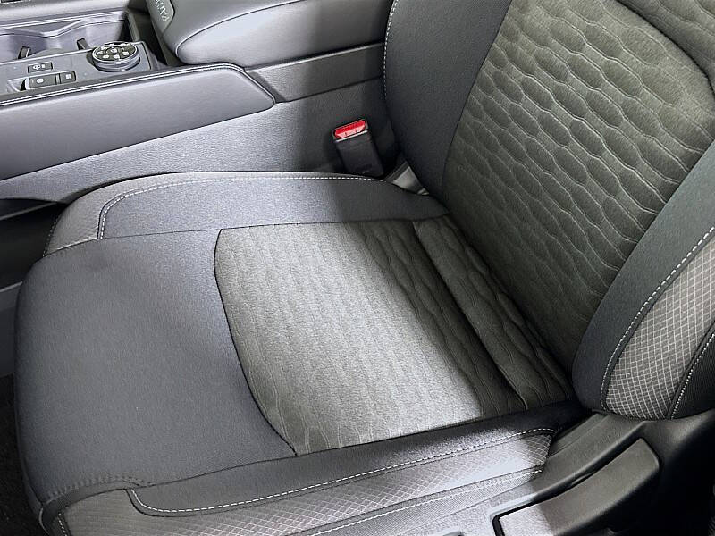 2025 Nissan Pathfinder S