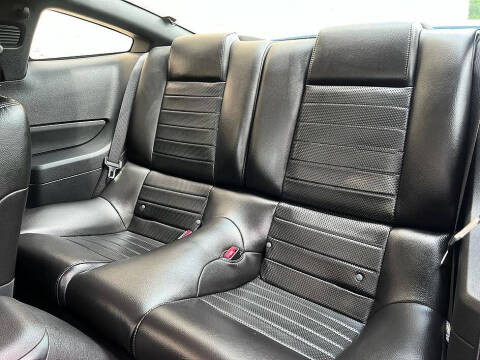 2005 Ford Mustang