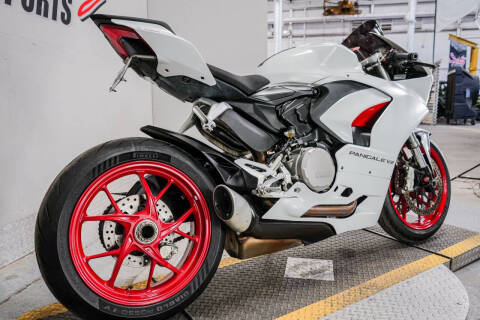 2021 Ducati Panigale V2