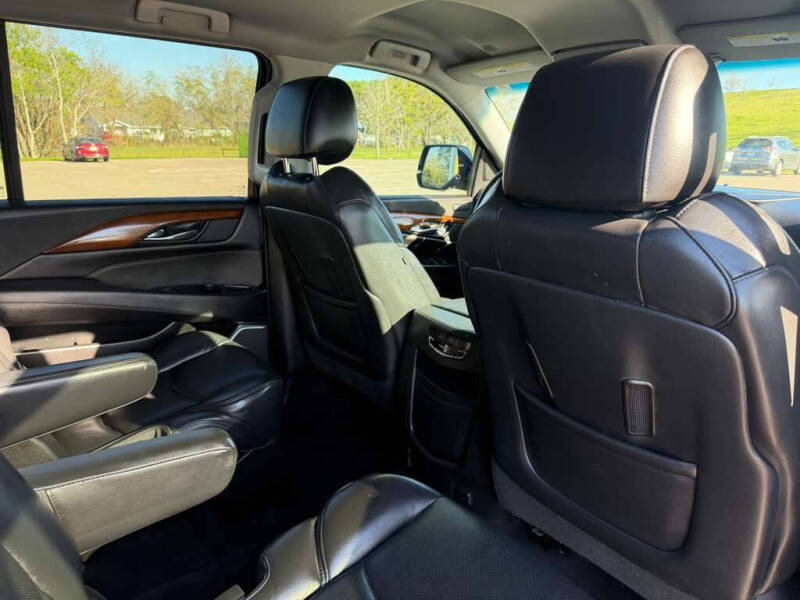 2019 Cadillac Escalade ESV Standard