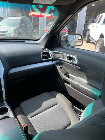 2012 Ford Explorer XLT