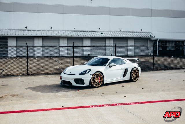 2020 Porsche 718 Cayman GT4