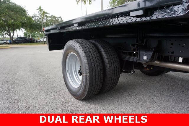 2025 Ford F-350 Super Duty XL