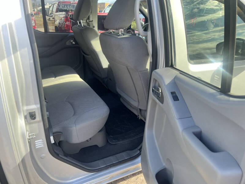 2019 Nissan Frontier SV