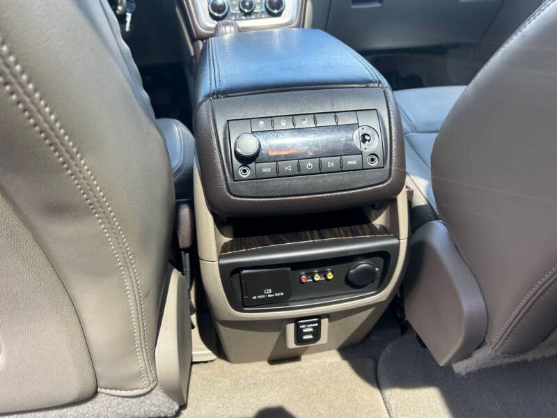 2016 GMC Acadia Denali