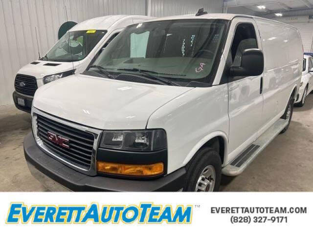 2024 GMC Savana Cargo Work Van's photo