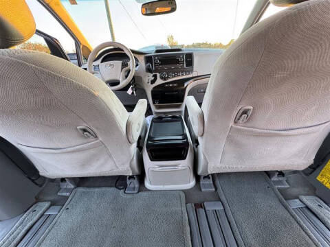 2013 Toyota Sienna