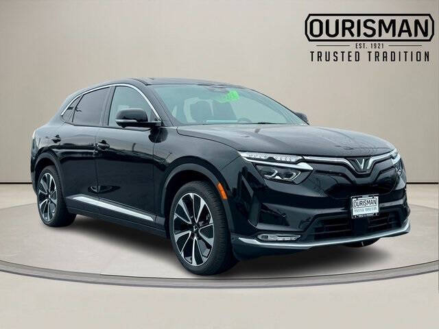 2025 VinFast VF8 Plus