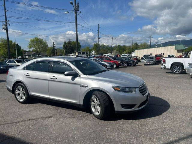 2017 Ford Taurus SEL