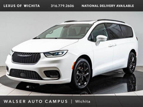 2022 Chrysler Pacifica Limited Photo