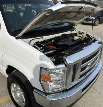 2014 Ford E-Series E-350 SD XL