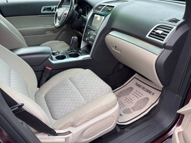 2011 Ford Explorer XLT