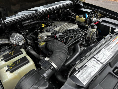 1999 Ford Explorer Eddie Bauer