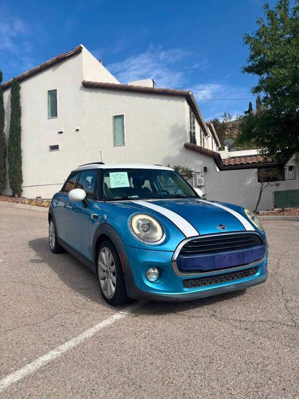 2017 MINI Hardtop 4 Door Cooper