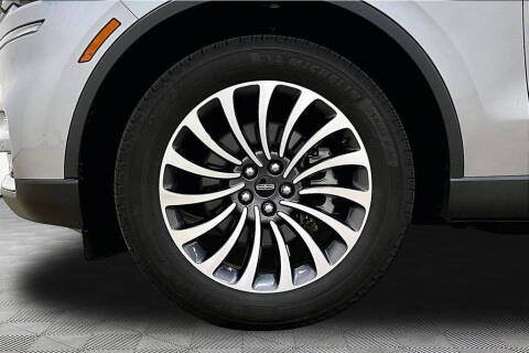 2023 Lincoln Aviator Standard