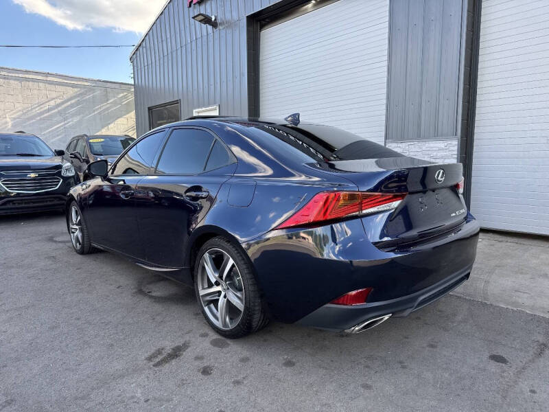 2017 Lexus IS 300