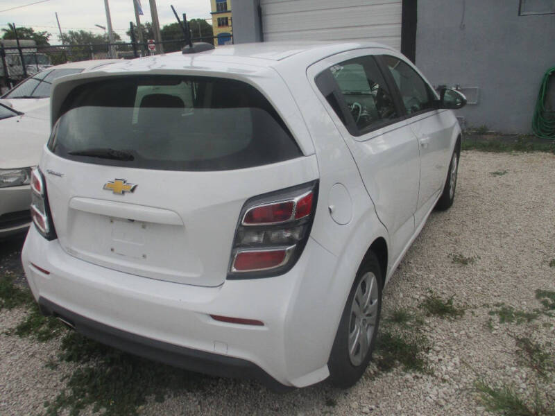 2017 Chevrolet Sonic LT Auto Fleet