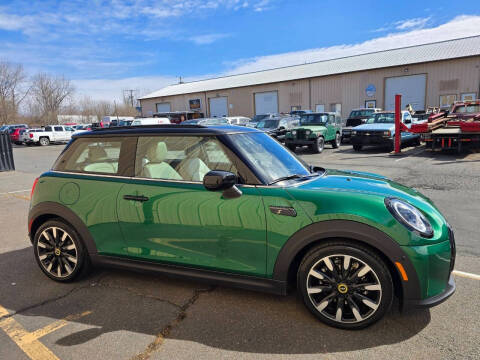2022 MINI Hardtop 2 Door Cooper SE