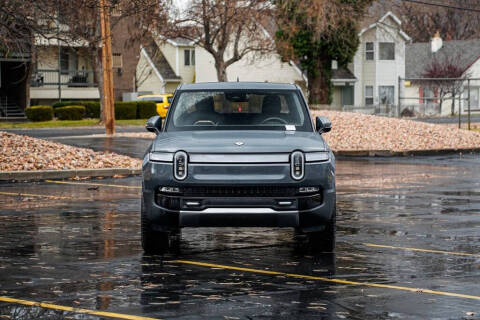 2024 Rivian R1T