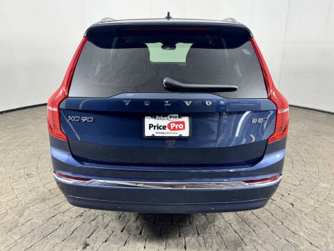 2025 Volvo XC90 B5 Core Bright Theme