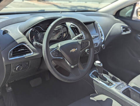 2017 Chevrolet Cruze LT Auto