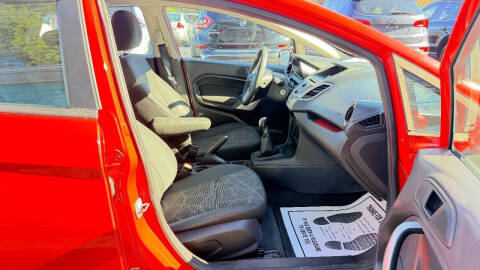 2012 Ford Fiesta SE