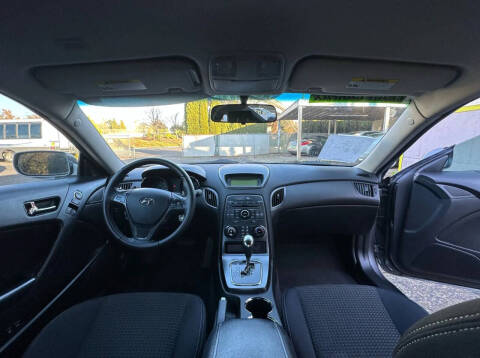 2012 Hyundai Genesis Coupe