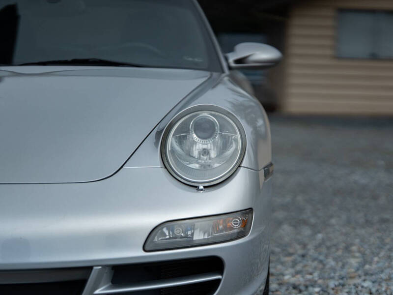 2005 Porsche 911 Carrera