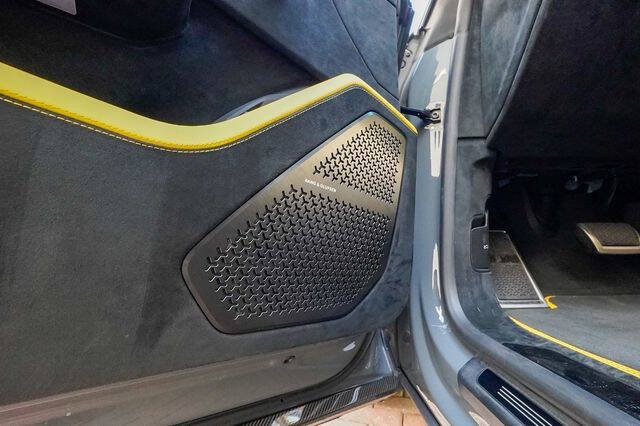 2023 Lamborghini Urus Performante