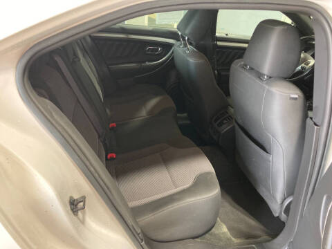 2013 Ford Taurus SEL