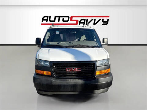 2022 GMC Savana 2500