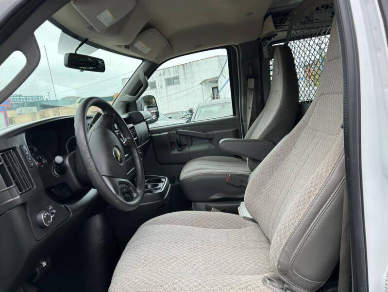 2016 Chevrolet Express 2500