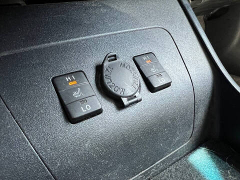 2014 Toyota Prius Plug-in Hybrid