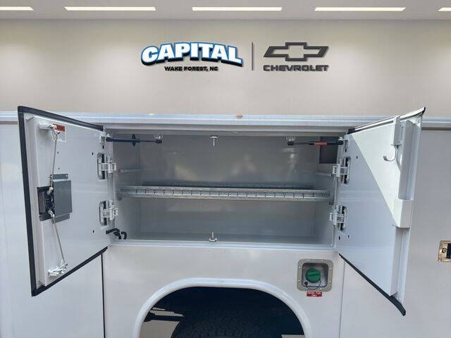 2025 Chevrolet Silverado 5500HD