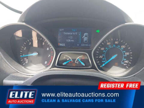 2015 Ford Escape SE
