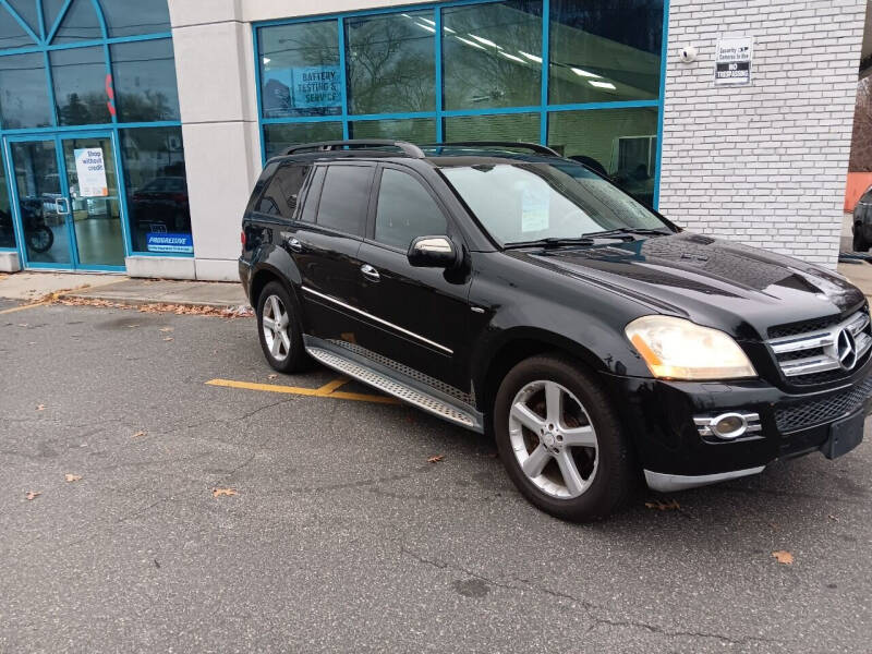 2009 Mercedes-Benz GL-Class for sale at New Horizons Autos in Springfield MA