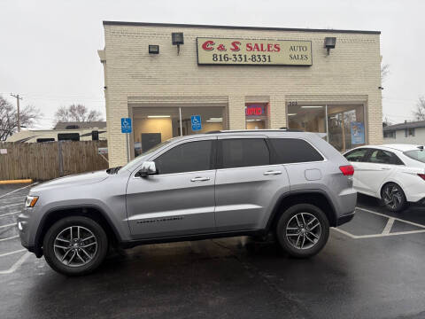 2017 Jeep Grand Cherokee for sale at C & S SALES in Belton MO