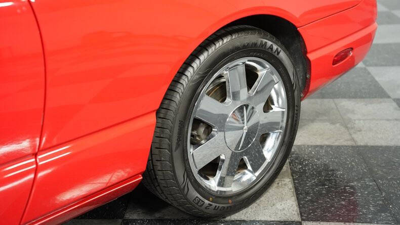 2002 Ford Thunderbird Deluxe