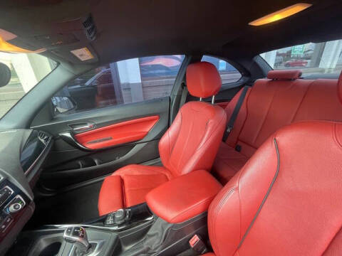 2017 BMW 2 Series 230i