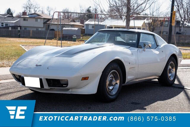 White 1977 Chevrolet Corvette 1
