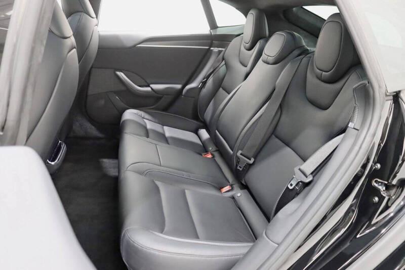 2023 Tesla Model S Plaid