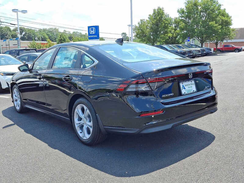 2025 Honda Accord LX